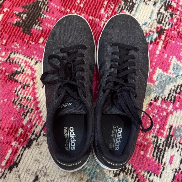 Adidas Men's Charcoal Sneakers. Size 12 - Picture 3 of 8